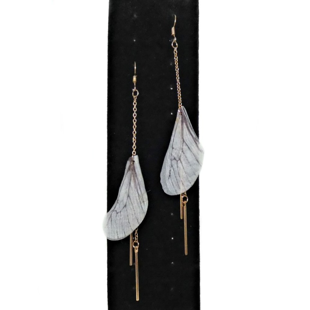 Statement Earrings Fairy Wings Gold Tone Magic - Picture 2 of 3